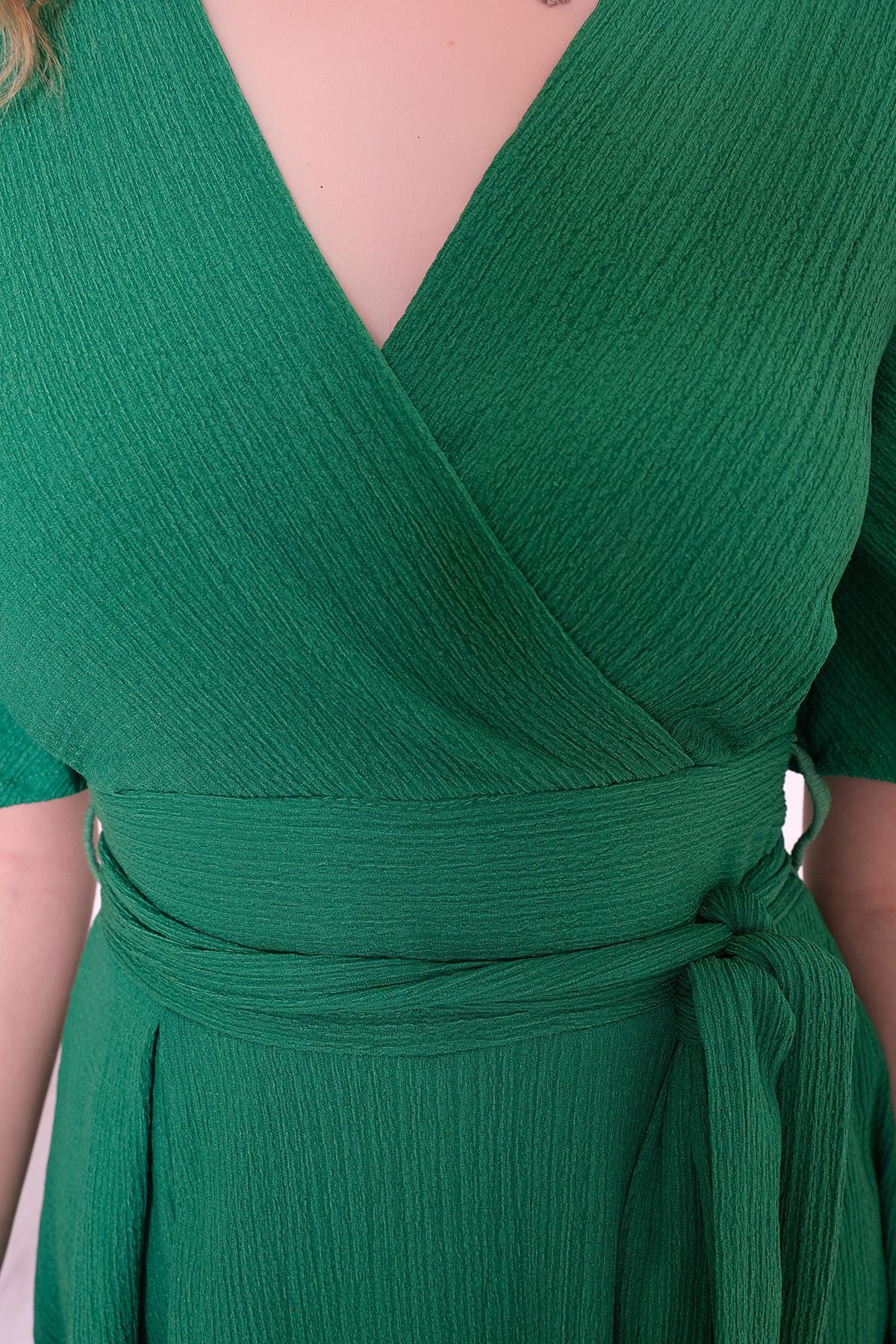 Şortlu Kruvaze Yaka Elbise Yeşil - 10535.1059.